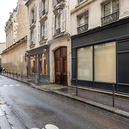 Le Marais L 3br - In With Terrace * Paris