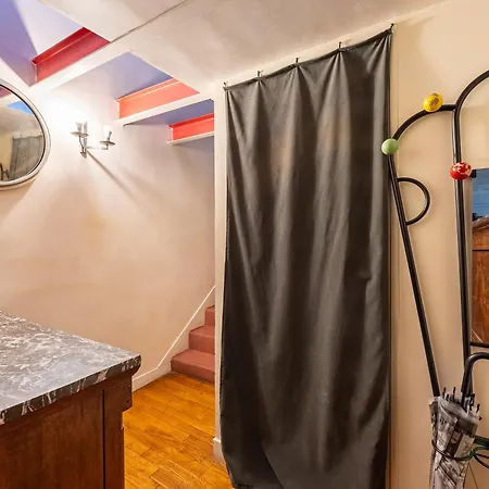 Le Marais L 3br - In With Terrace * Paris